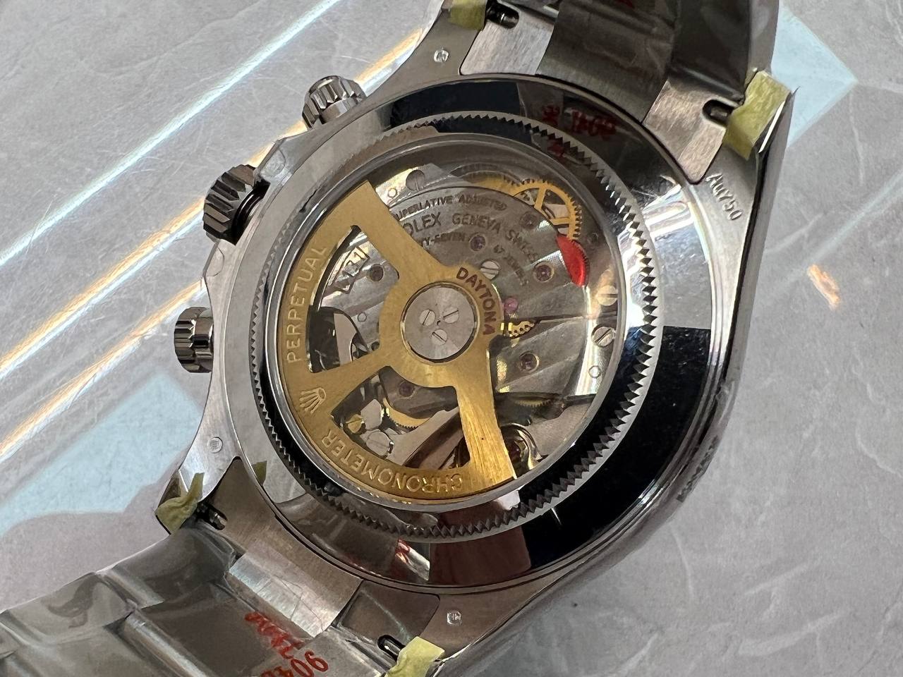 スーパークローン ロレックス デイトナ 40 mm 126506 「プラトナ」 オープン ケースバック $599.00 – $1,329.00