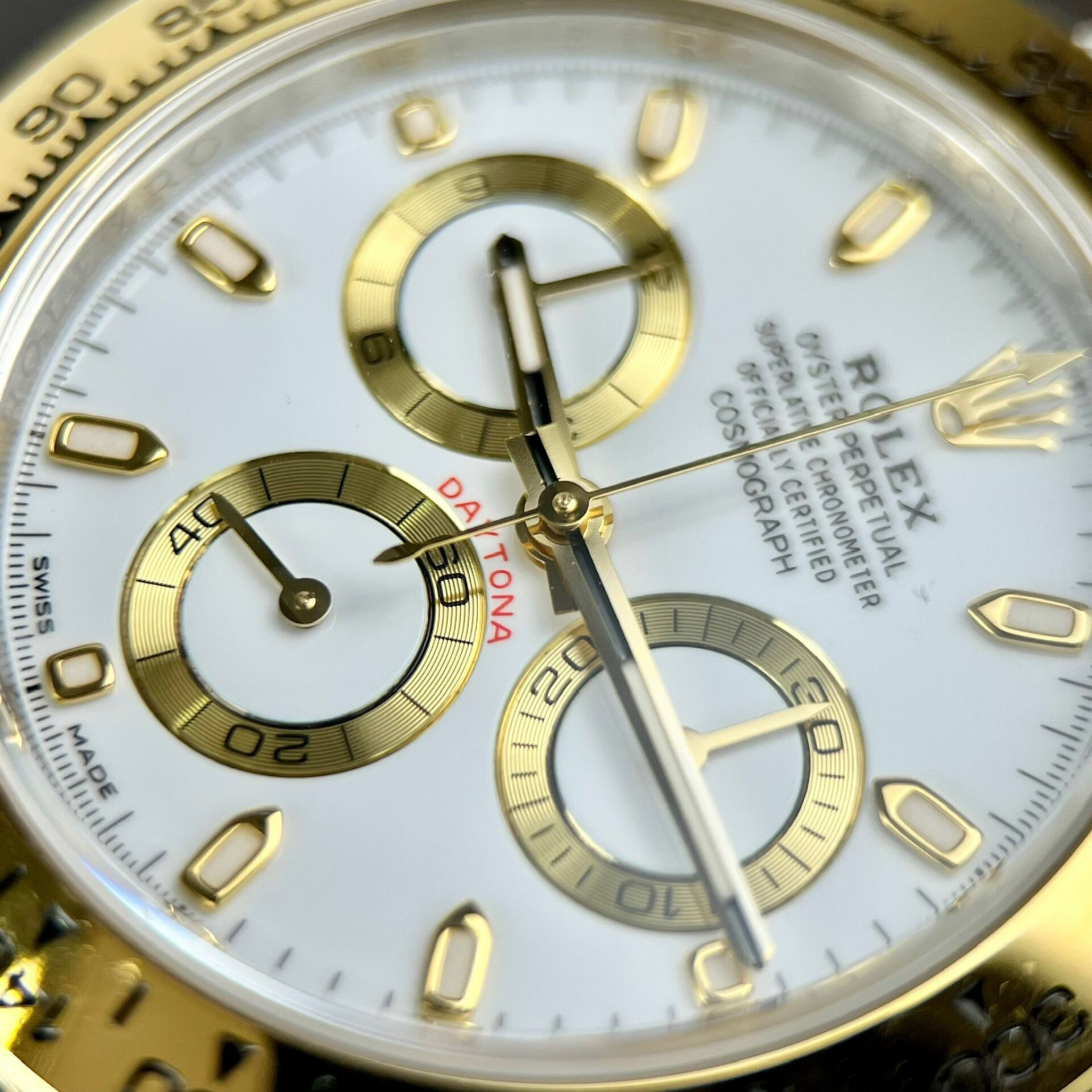 スーパークローン ロレックス デイトナ 40 mm ホワイト ダイヤル 126503 $599.00 – $1,329.00
